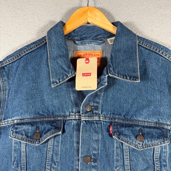 Levis Trucker Jacket Mens XL Blue Denim AAPI Night 2024 Thuy 72334-0130 NWT - Picture 4 of 15